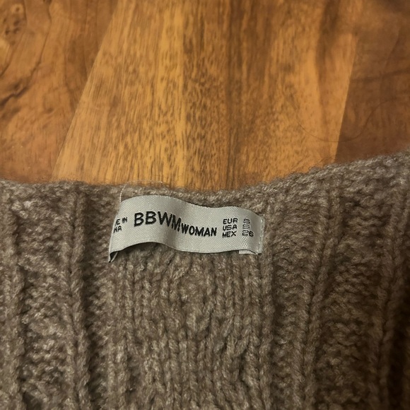 Taupe Brown Cable-knit Sweater Vest - Picture 2 of 3